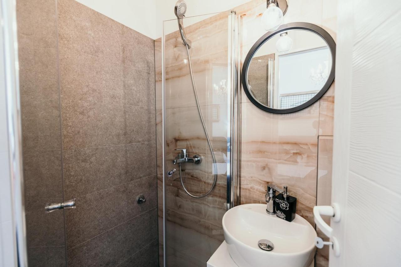 Old Town'S Nest Apartment Sarajevo Luaran gambar